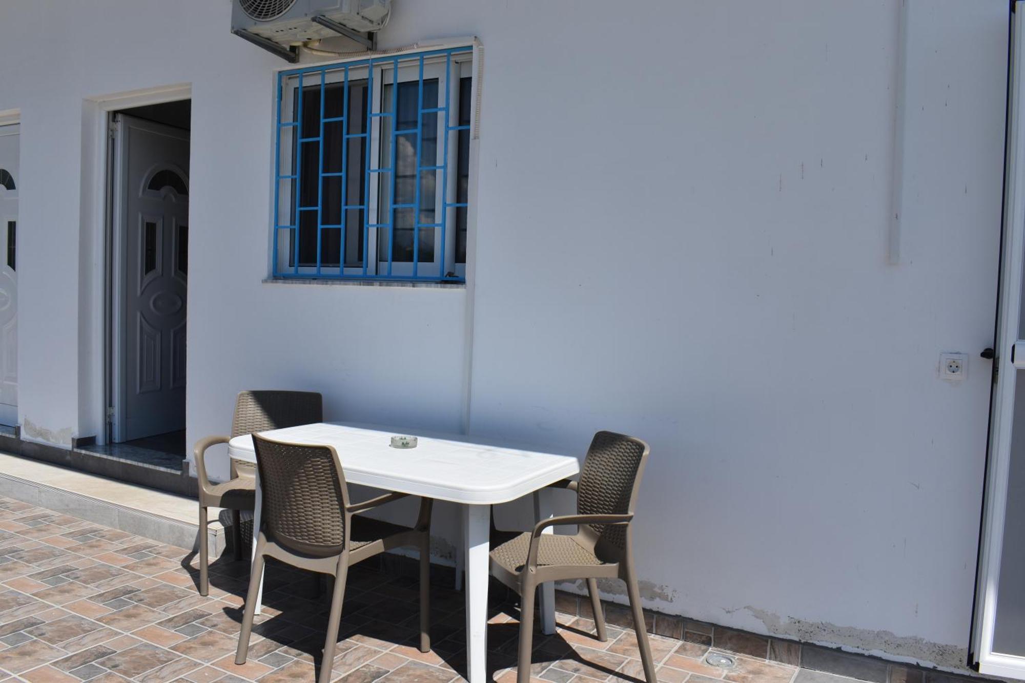 Anastasias Apartments Sarandë Exteriör bild