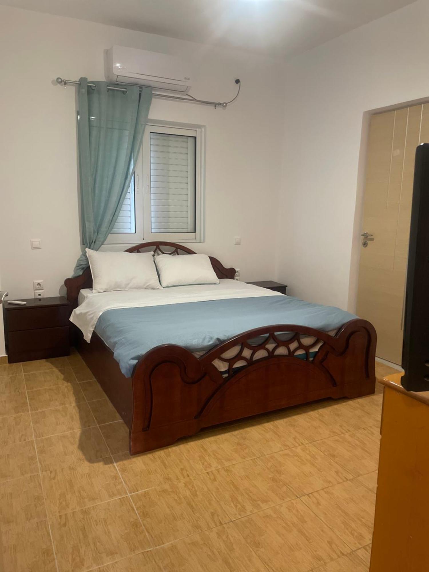 Anastasias Apartments Sarandë Exteriör bild